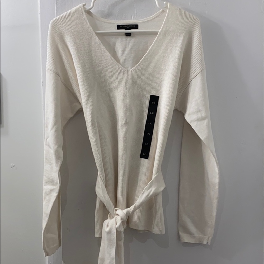 White V-neck Sweater